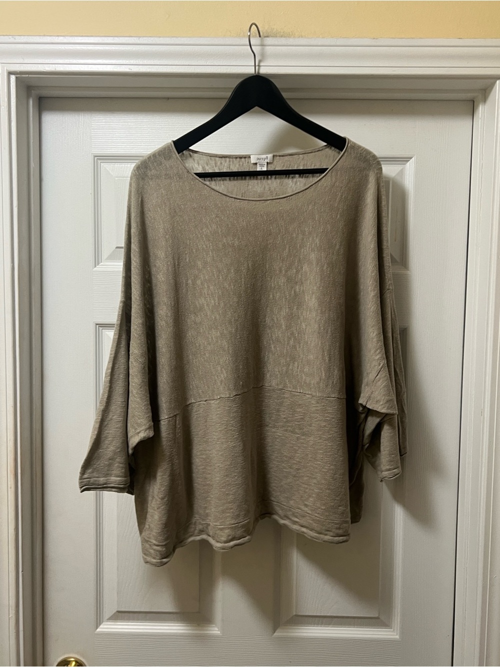 Relaxed Scoop-Neck Tunic Top in Taupe